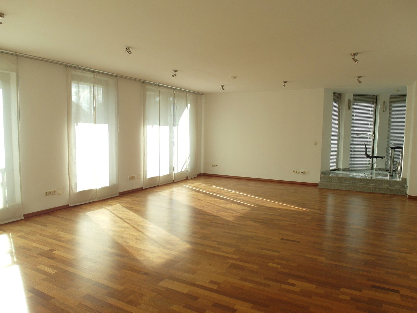 Wohnung zur Miete 2.200 € 5 Zimmer 174 m²<br/>Wohnfläche 1.<br/>Geschoss Neusser Straße 26b Büderich Meerbusch 40667