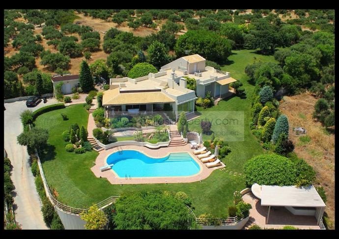 Villa zum Kauf 1.300.000 € 5 Zimmer 210 m²<br/>Wohnfläche 3.715 m²<br/>Grundstück Heraklion 71201