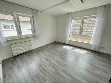 Wohnung zur Miete 825 € 3 Zimmer 77 m² 1. Geschoss Hainstadt Hainburg / Hainstadt 63512
