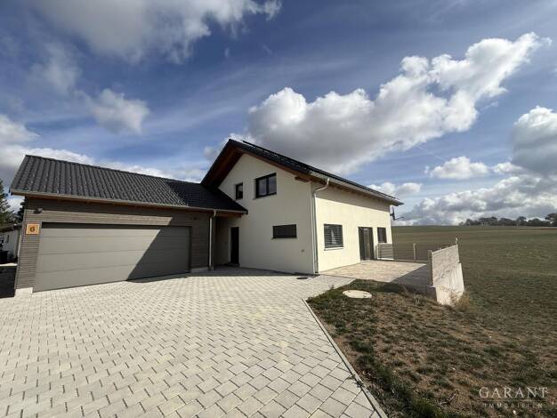 Einfamilienhaus zum Kauf - Erstbezug 590.000 € 5 Zimmer 129 m² 663 m² Grundstück frei ab sofort Heinstetten Meßstetten 72469