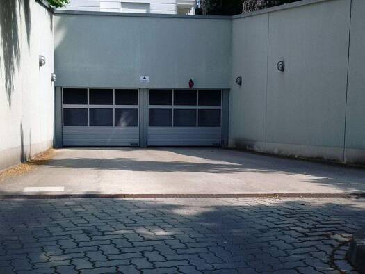 Duplex-Garage zur Miete 45 € Hopfenweg 2-22 Radeberger Vorstadt Dresden 01099