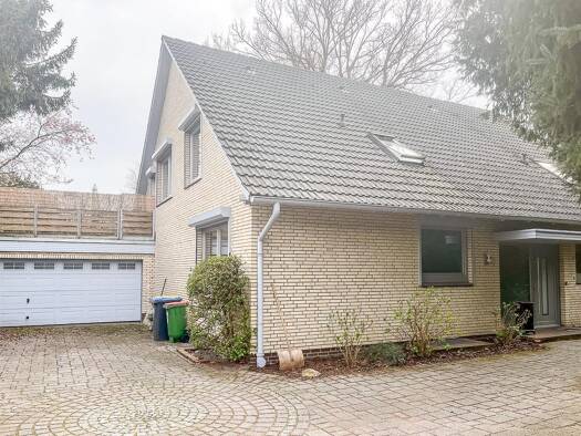 Wohnung zur Miete 1.740 € 3 Zimmer 125 m² frei ab sofort Moränenweg 00 Rahlstedt Hamburg 22143