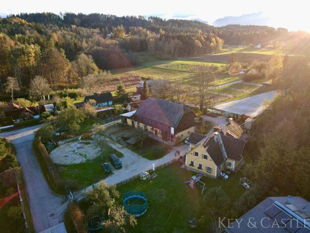 Einfamilienhaus zum Kauf 1.399.900 € 9 Zimmer 240 m² 3.907 m² Grundstück Schiefling am Wörthersee 95535