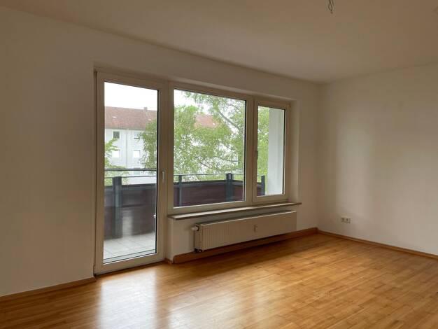 Wohnung zur Miete 552 € 2 Zimmer 58,2 m² 2. Geschoss frei ab 01.09.2026 Gleiwitzer Straße 10 Sebaldussiedlung Erlangen 91058