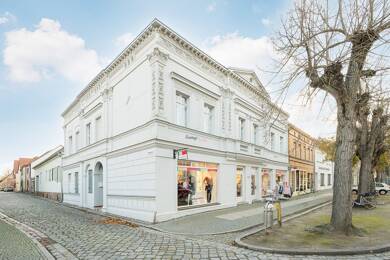 Haus zum Kauf 295.000 € 4 Zimmer 145 m² 558 m² Grundstück Treuenbrietzen Treuenbrietzen 14929