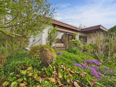 Einfamilienhaus zum Kauf 575.000 € 7,5 Zimmer 174 m² 540 m² Grundstück Usingen Usingen 61250