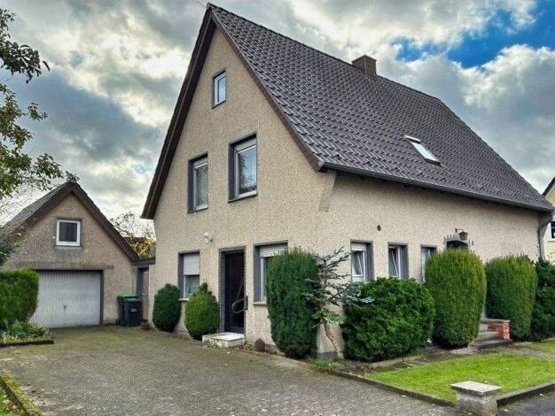 Einfamilienhaus zum Kauf 259.000 € 6 Zimmer 121 m² 1.002 m² Grundstück Luherheide Lemgo 32657