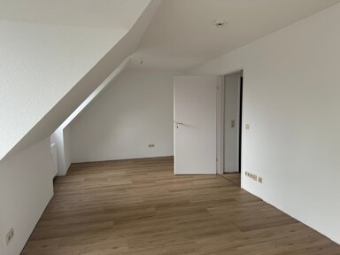 Wohnung zur Miete 450 € 1 Zimmer 44 m² 2. Geschoss frei ab sofort Bockhackstr. XX Urdenbach Düsseldorf 40593