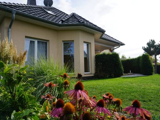 Haus zum Kauf 4 Zimmer 125 m² 593 m² Grundstück Amselweg Unterwellenborn 07333