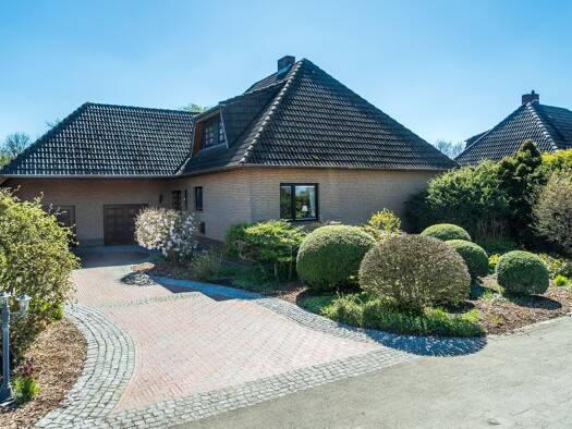 Einfamilienhaus zum Kauf 399.000 € 5 Zimmer 148 m² 1.469 m² Grundstück Colmar I Ovelgönne 26939
