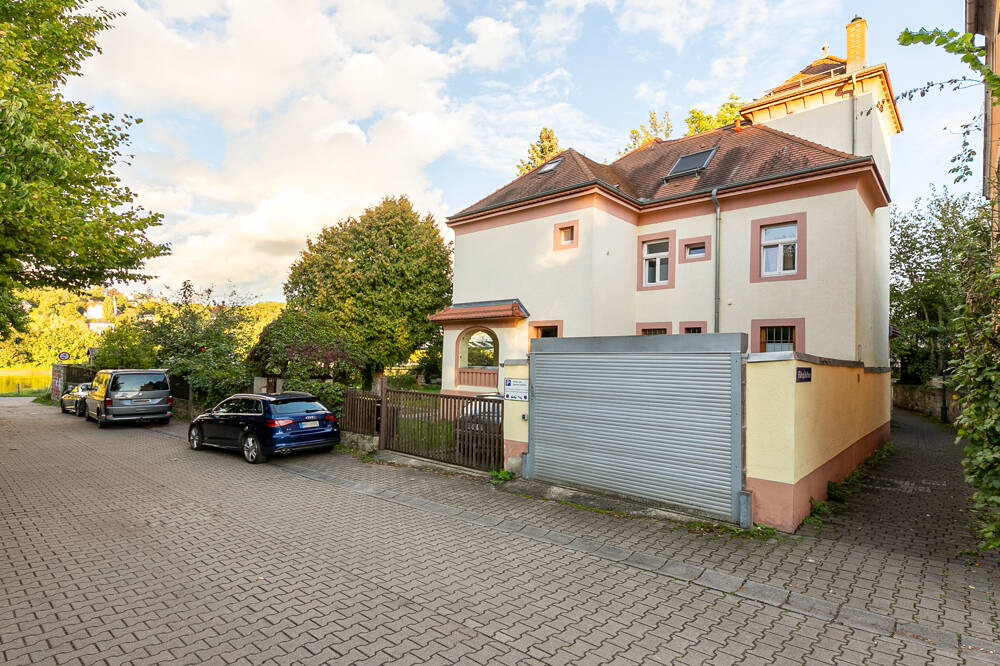 Property thumbnail 9