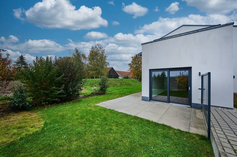 Wohnung zum Kauf 274.000 € 2 Zimmer 77,5 m² Weiling Feldkirchen 94351