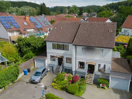 Doppelhaushälfte zum Kauf 645.000 € 7,5 Zimmer 175 m² 310 m² Grundstück Dettingen Konstanz / Dettingen 78465