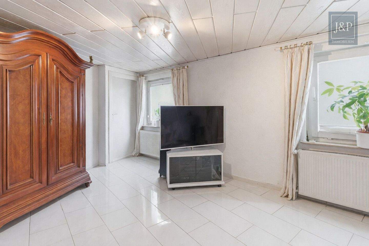 Einfamilienhaus zum Kauf - Mehr