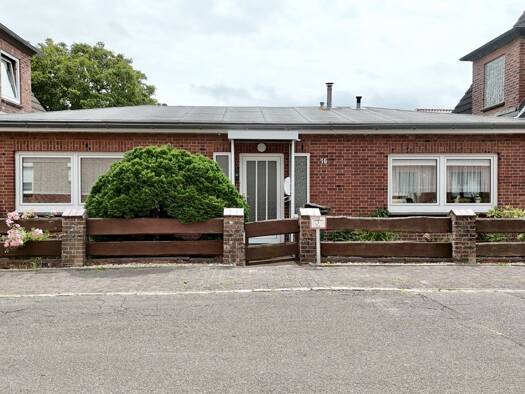 Reihenmittelhaus zum Kauf 209.000 € 3 Zimmer 80,5 m² 302 m² Grundstück Büsum 25761