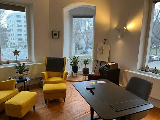 Wohnung zur Miete 1.280 € 3,5 Zimmer 105 m² Geschoss 1/4 frei ab 01.09.2026 Innenstadt Fürth 90762