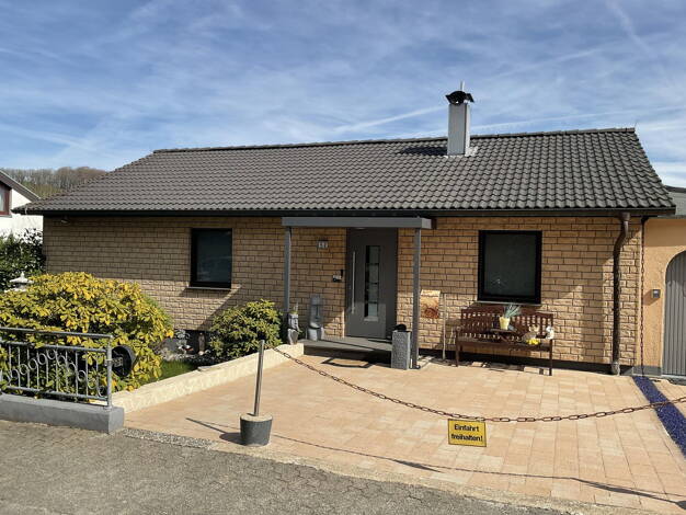 Einfamilienhaus zum Kauf provisionsfrei 459.000 € 6 Zimmer 141,3 m² 872 m² Grundstück Brügge Lüdenscheid 58515