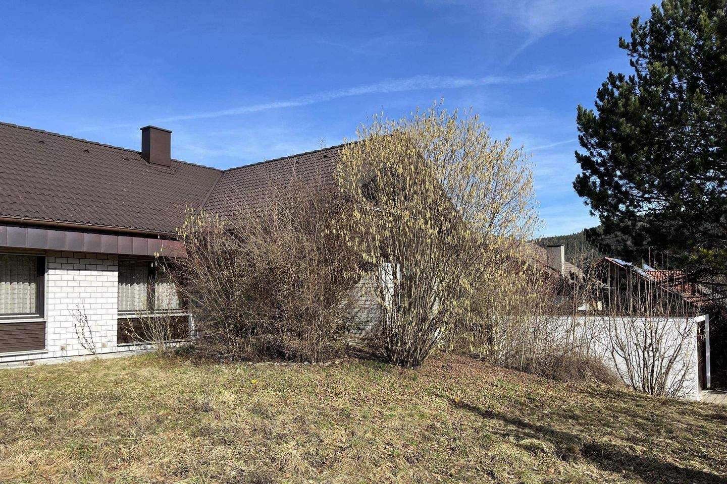 Immobilie in Wurmlingen - Einfamilienhaus in sehr ruhiger Ortsrandlage von Wurmlingen - Bild 2