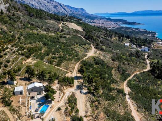 Haus zum Kauf 1.490.000 € 2 Zimmer 159 m² Makarska 0