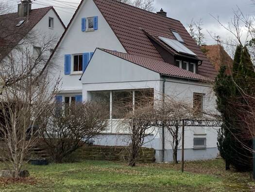 Einfamilienhaus zur Miete 2.600 € 5 Zimmer 161 m² 1.445 m² Grundstück frei ab 01.02.2026 Kirchheim Kirchheim unter Teck 73230