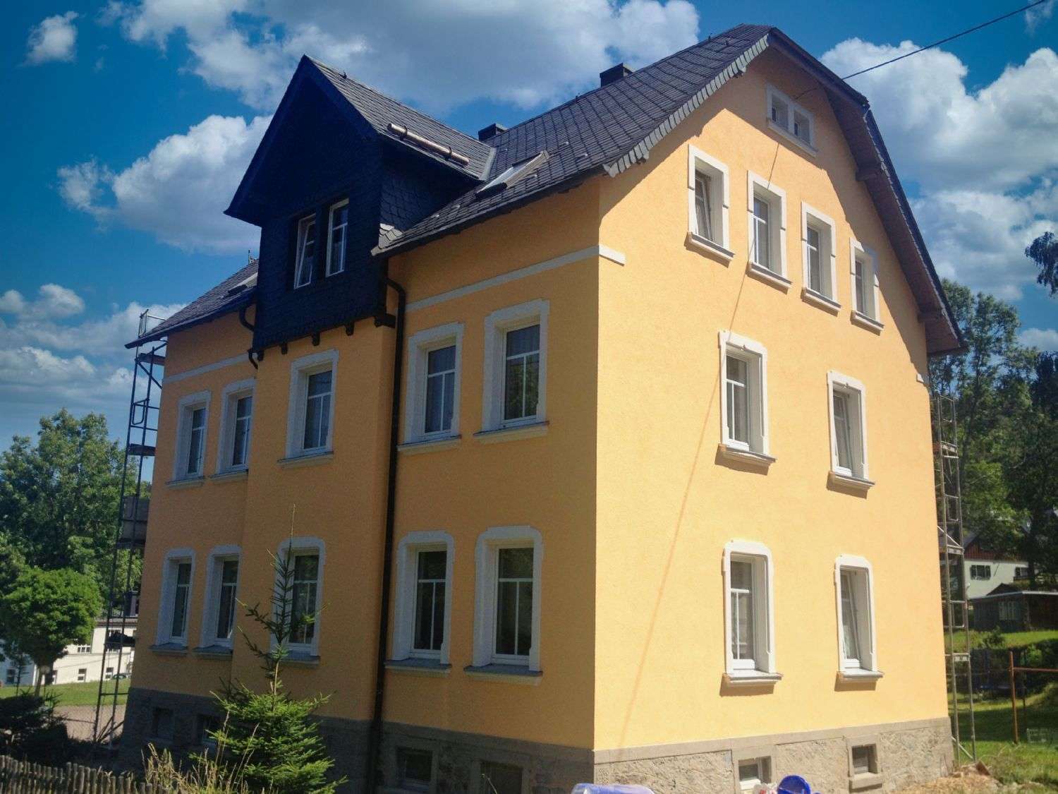 Wohnung zur Miete 240 € 2 Zimmer 42 m²<br/>Wohnfläche 1.<br/>Geschoss Gelenauer Straße 1 Kemtau Burkhardtsdorf 09235