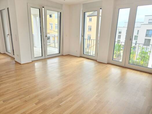 Wohnung zur Miete 1.290 € 3 Zimmer 79 m² Geschoss 1/3 frei ab 15.11.2026 Viernheimer Straße 27 Weinheim Weinheim 69469