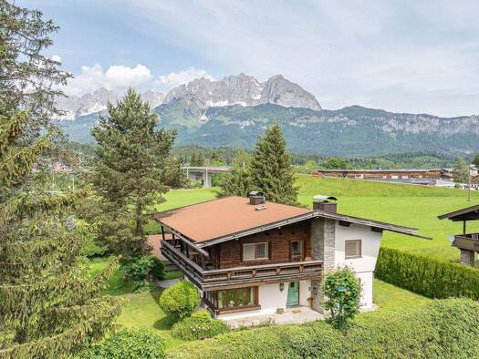 Einfamilienhaus zum Kauf 5 Zimmer 162 m² 1.368 m² Grundstück Oberndorf in Tirol 6372