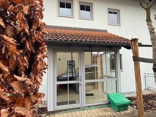 Studio zur Miete 455 € 1 Zimmer 27,3 m² frei ab sofort Egmating 85658