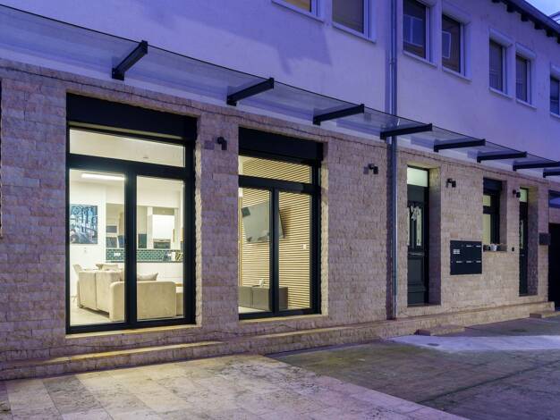 Mehrfamilienhaus zum Kauf als Kapitalanlage geeignet 849.000 € 8 Zimmer 156 m² 140 m² Grundstück West Stuttgart 70176