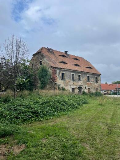 Haus zum Kauf 380 m² 4.020 m² Grundstück Bautzen Bautzen 02625