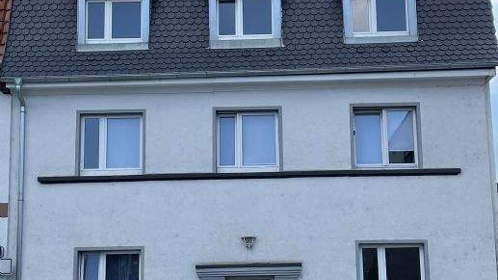 Mehrfamilienhaus zum Kauf als Kapitalanlage geeignet 1.095.000 € 14 Zimmer 376 m² 200 m² Grundstück Neckarau Mannheim 68199
