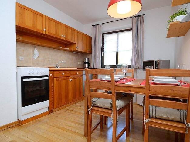 Wohnung zur Miete 1.145 € 2 Zimmer 50 m² 1. Geschoss frei ab 15.01.2026 Grombühl Würzburg 97080