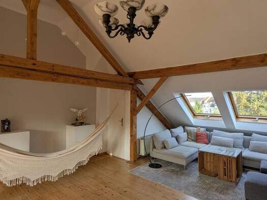 Maisonette zur Miete 1.300 € 2,5 Zimmer 95 m² Geschoss 3/4 frei ab 01.11.2026 Rüttenscheid Stadtbezirk II 45131