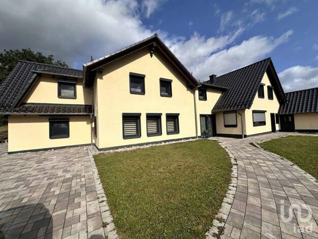 Mehrfamilienhaus zum Kauf 13 Zimmer 440 m² 1.580 m² Grundstück Oberweidbach Bischoffen / Oberweidbach 35649