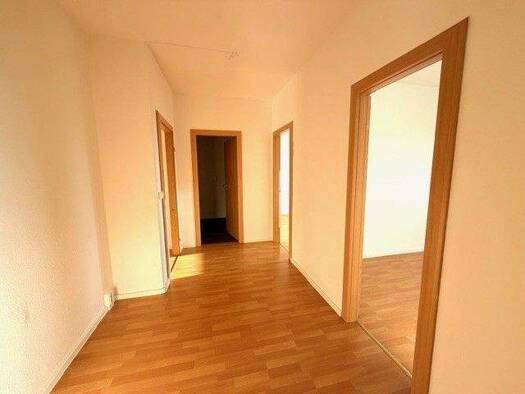 Wohnung zur Miete 615 € 6 Zimmer 125,3 m² 4. Geschoss Marie Curie Straße 9 Chrieschwitz Plauen 08529