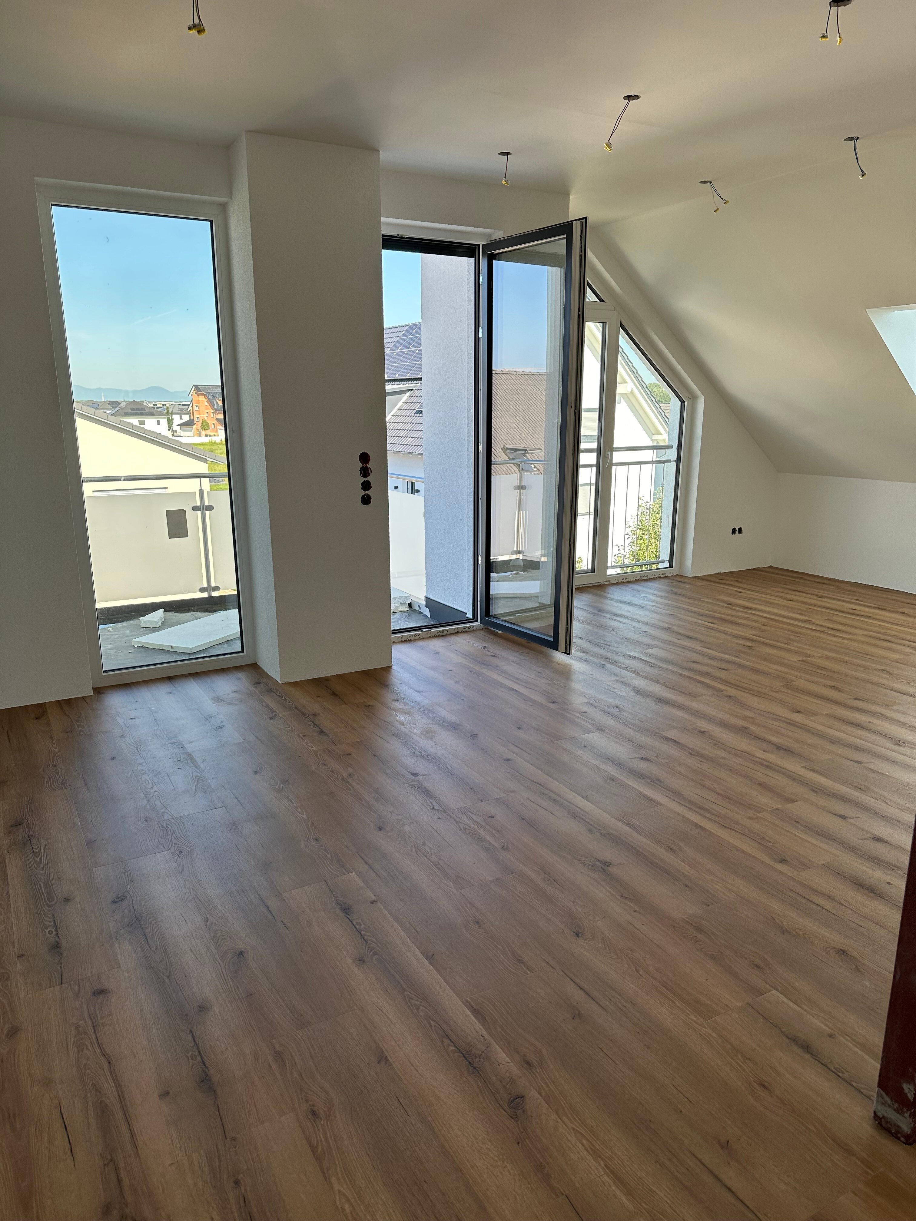 Wohnung zur Miete 1.430 € 4 Zimmer 125 m²<br/>Wohnfläche 2.<br/>Geschoss ab sofort<br/>Verfügbarkeit Anna-schnidenwind-str.4 Endingen Endingen 79346