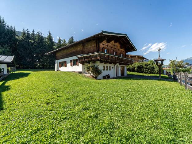 Einfamilienhaus zum Kauf 2.100.000 € 2 Zimmer 135 m² 1.204 m² Grundstück Jochberg 6373