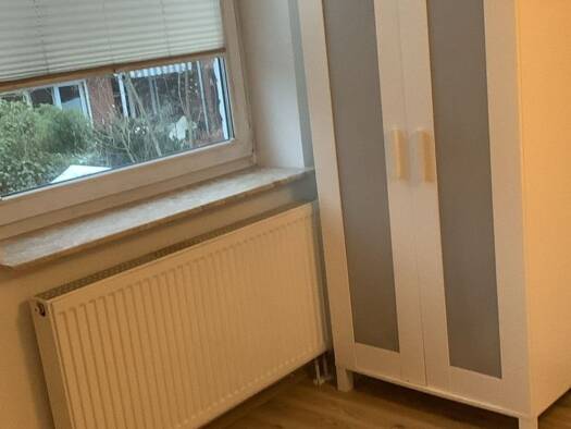 Einfamilienhaus zur Miete 550 € 1 Zimmer 25 m² 300 m² Grundstück frei ab sofort Op de Eilstede Eidelstedt Hamburg 22523