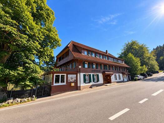 Hotel zum Kauf 599.000 € 18 Zimmer 3.399 m² Grundstück Neuenweg Kleines Wiesental 79692