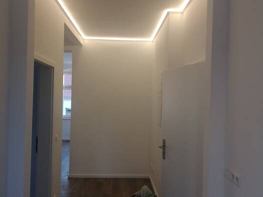 Wohnung zur Miete 413 € 2 Zimmer 55,1 m² frei ab sofort Bad Klosterlausnitz 07639