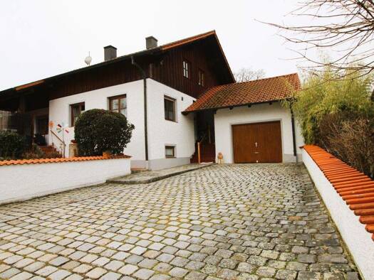 Einfamilienhaus zum Kauf 359.000 € 7 Zimmer 148 m² 591 m² Grundstück Poxau Marklkofen / Poxau 84163