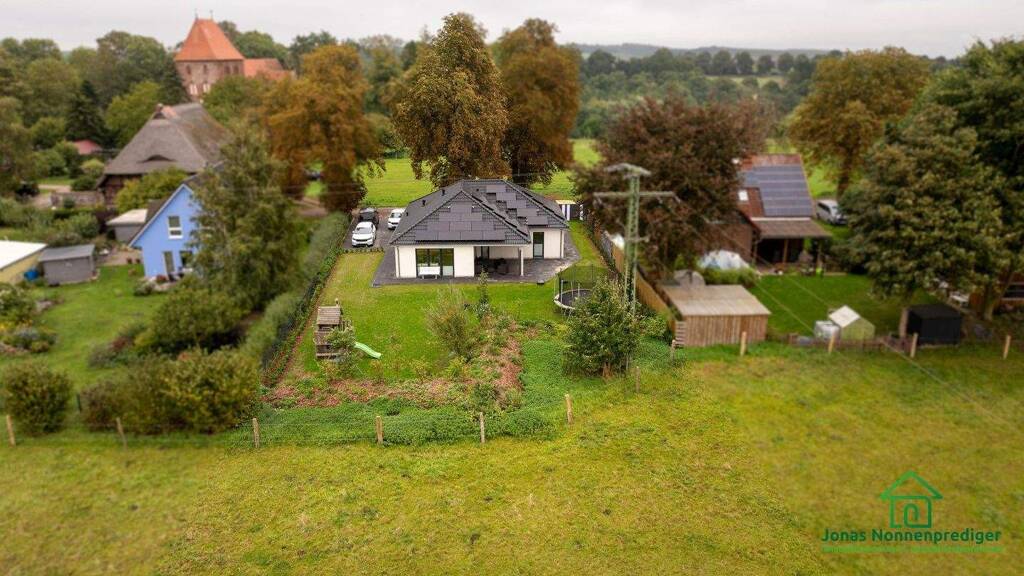 Einfamilienhaus zum Kauf provisionsfrei 480.000 € 4 Zimmer 146 m² 1.064 m² Grundstück Seestraße 11 Dragun Mühlen Eichsen OT Groß Eichsen 19205