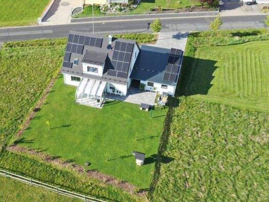 Einfamilienhaus zum Kauf 597.000 € 6 Zimmer 162 m² 770 m² Grundstück Altmannshof 25 Altmannshof Poppenricht 92284