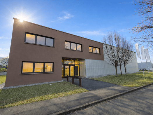 Lagerhalle zum Kauf provisionsfrei 1.390 m² Lagerfläche Lise-Meitner-Straße 26 Kirchheim Kirchheim unter Teck 73230