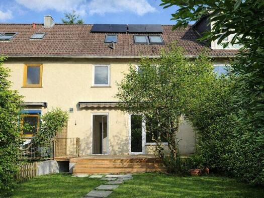 Reihenmittelhaus zum Kauf 730.000 € 5 Zimmer 113 m² 230 m² Grundstück Volksdorf Hamburg 22359