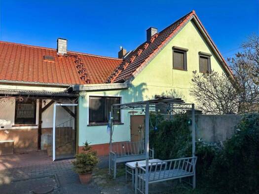 Doppelhaushälfte zum Kauf 129.000 € 4 Zimmer 84 m² 1.240 m² Grundstück Lebus 15326