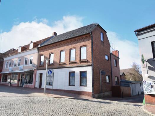 Mehrfamilienhaus zum Kauf 249.500 € 6 Zimmer 160 m² 316 m² Grundstück Neustadt Neustadt in Holstein 23730