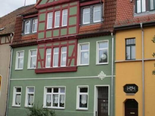 Wohnung zur Miete 600 € 4 Zimmer 95 m² 3 Geschosse Naumburg Naumburg (Saale) 06618