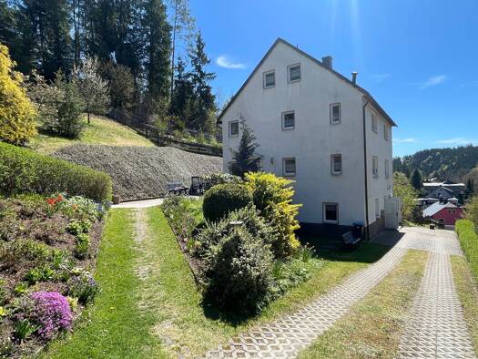 Einfamilienhaus zum Kauf 195.000 € 8 Zimmer 181,8 m² 4.722 m² Grundstück frei ab sofort Hopfgarten Großolbersdorf 09432