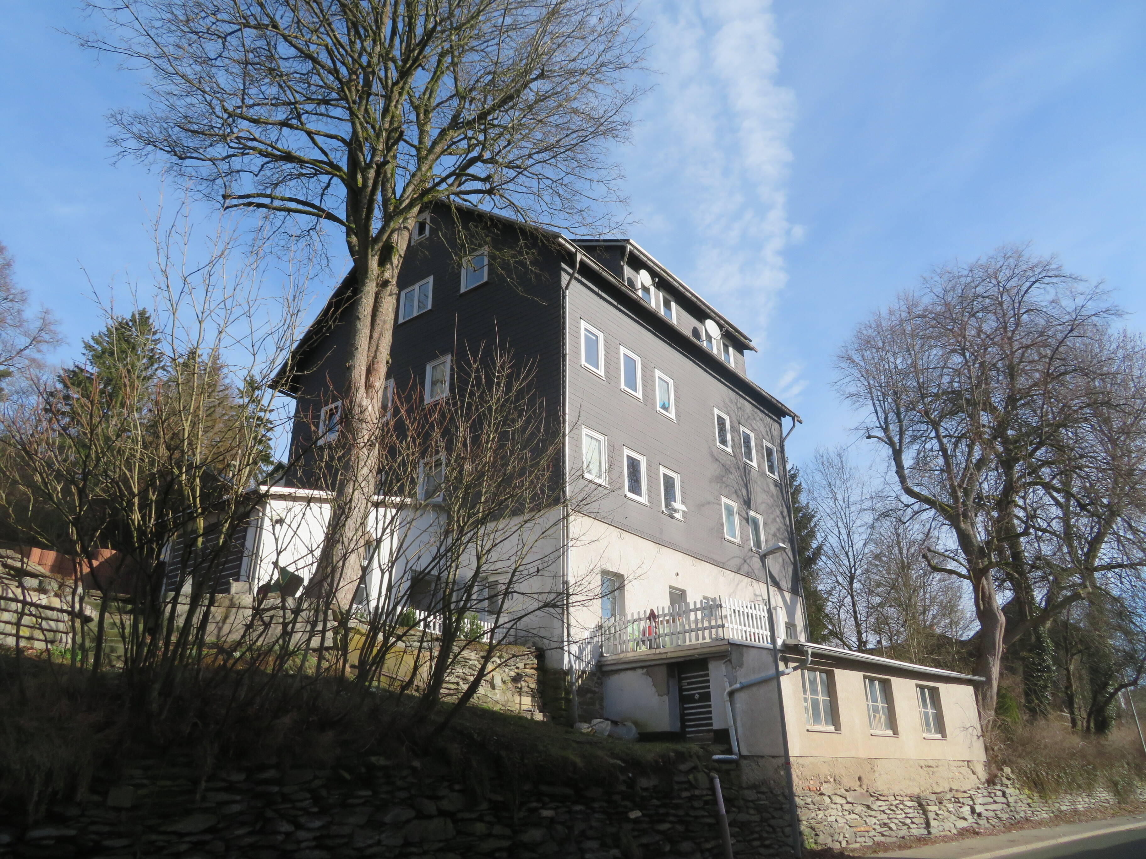 Sanierte 3-Raum-Wohnung (1.OG) in Lichte